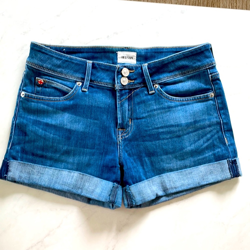 Hudson Croxley jean shorts size 27